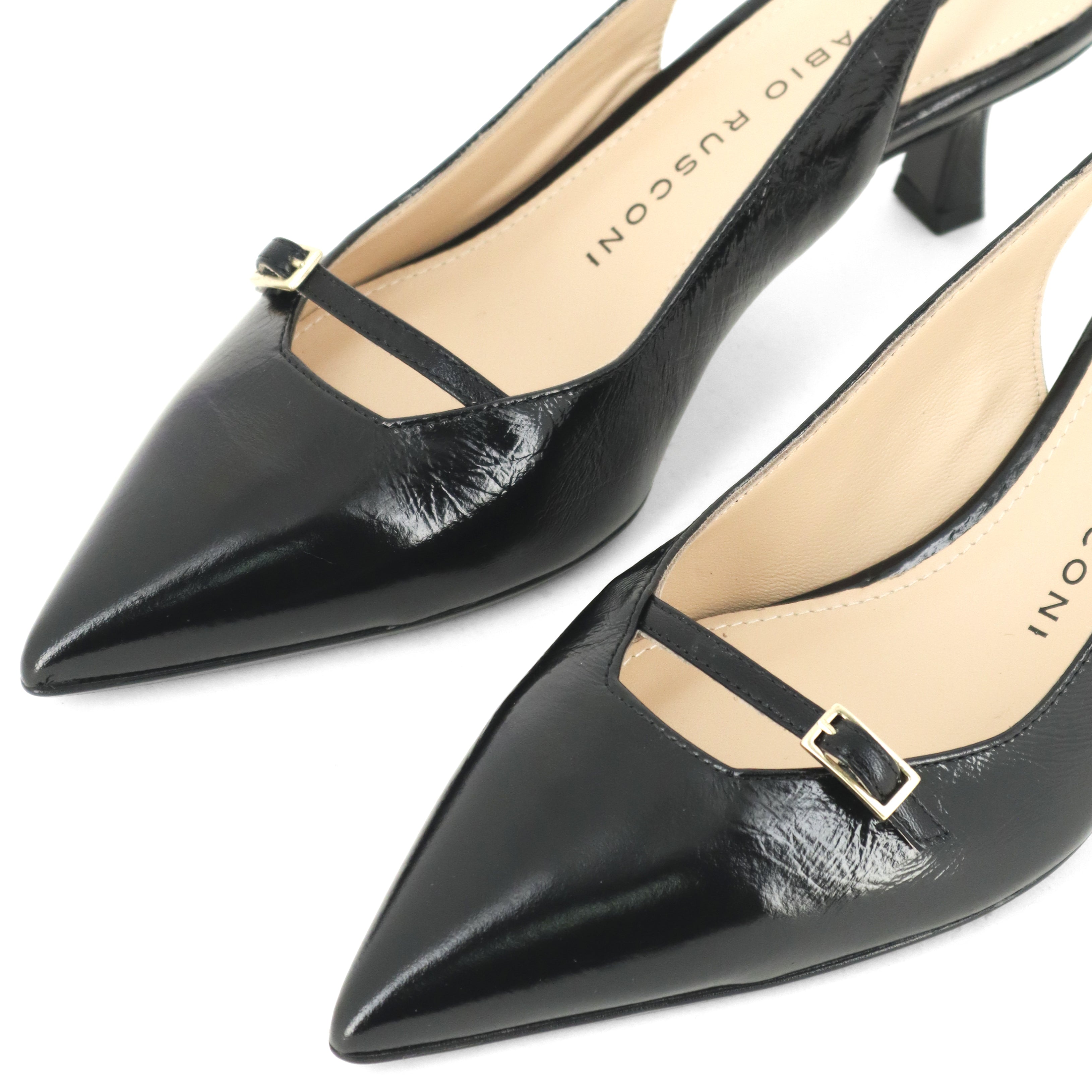 新品未使用＜FABIO RUSCONI＞ST-FLT Mesh FABIO RUSCONI＞GABRY mesh sandals | AND ON JIONE STORE