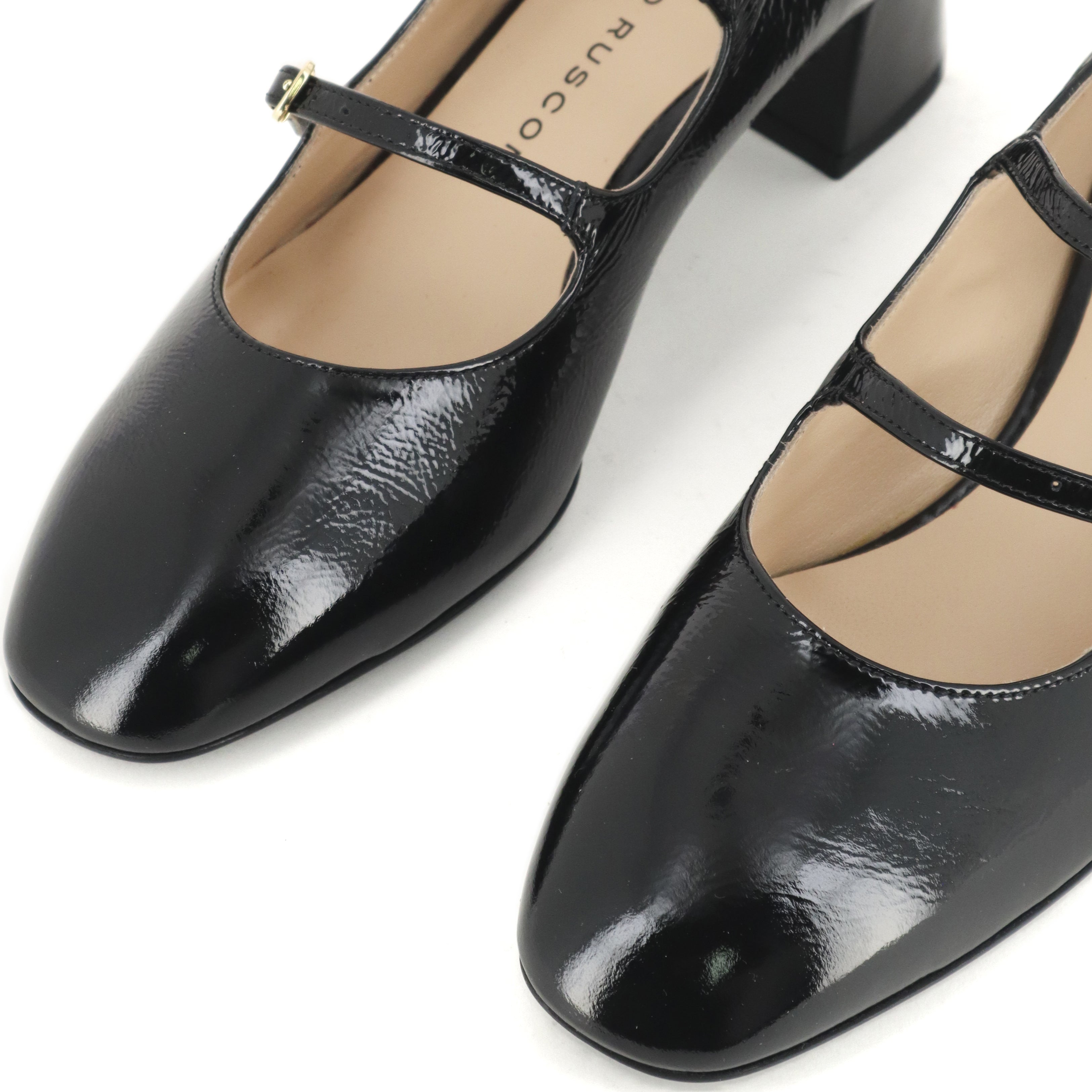 All Shoes – Fabio Rusconi