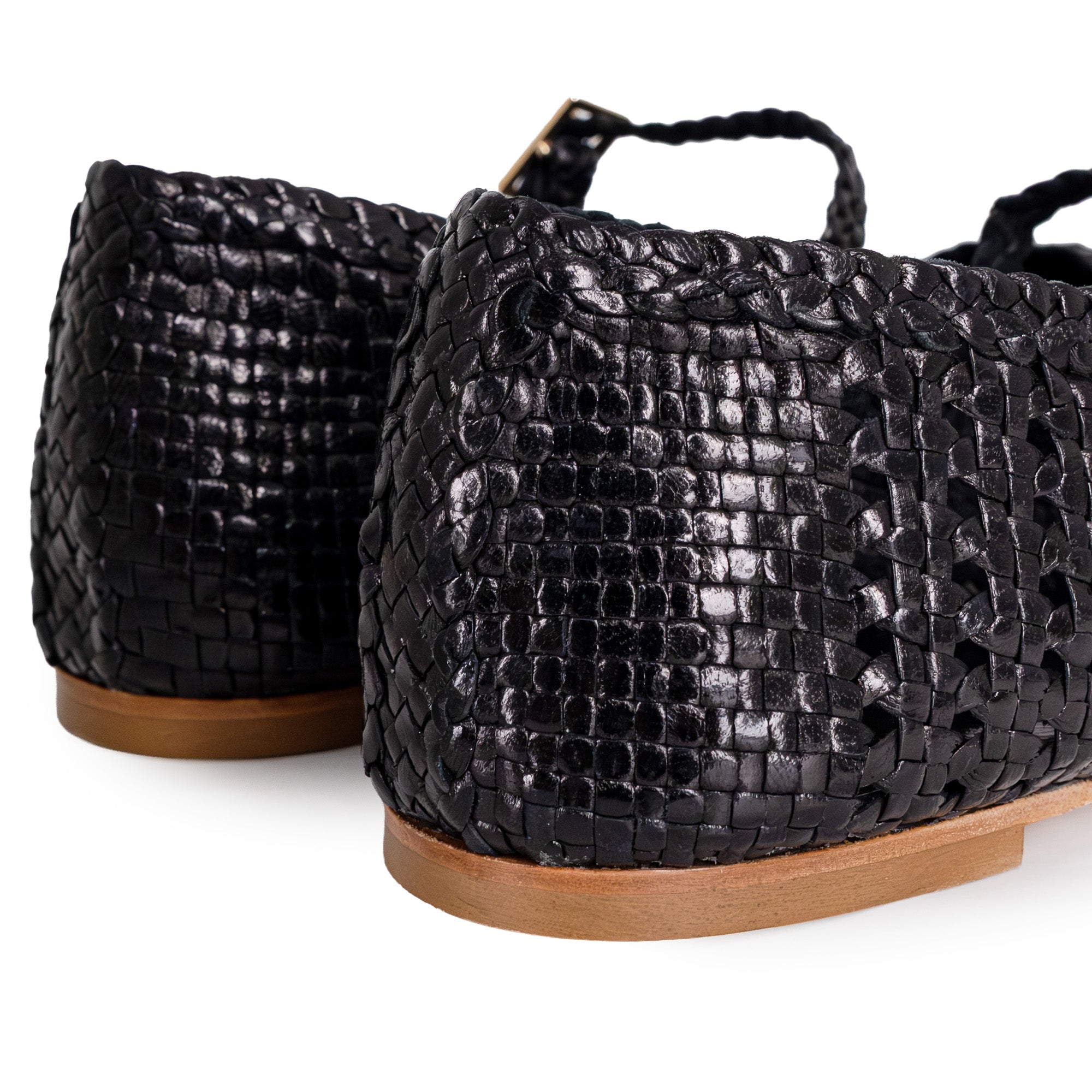 Ambra Black